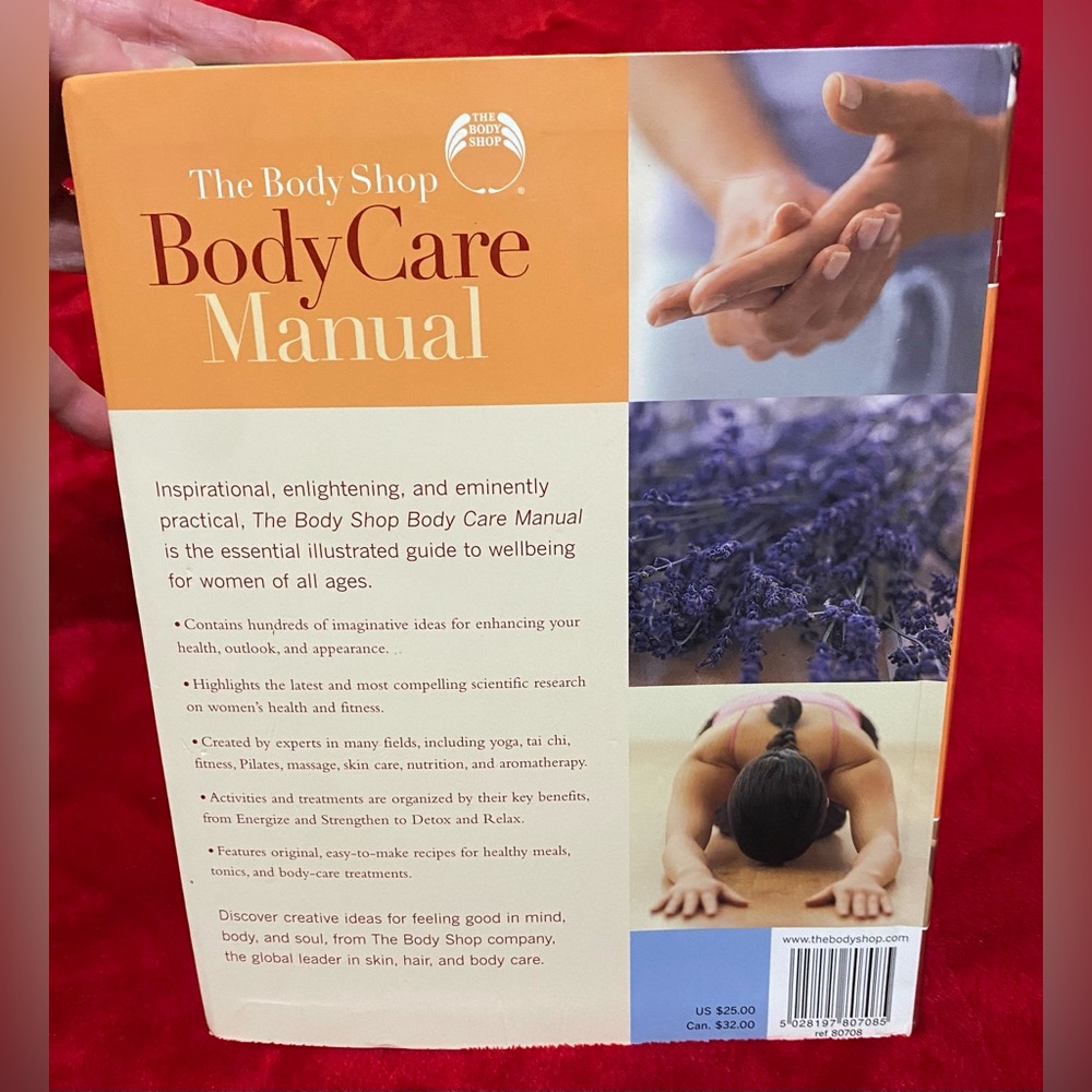 CLOSET CLEAN OUT 2 fitness self care books Hard Back Paleo Solution PERFECT 💪🥰🔥 - Picture 13 of 15